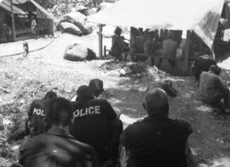 Mine occupiers claim police harassed them