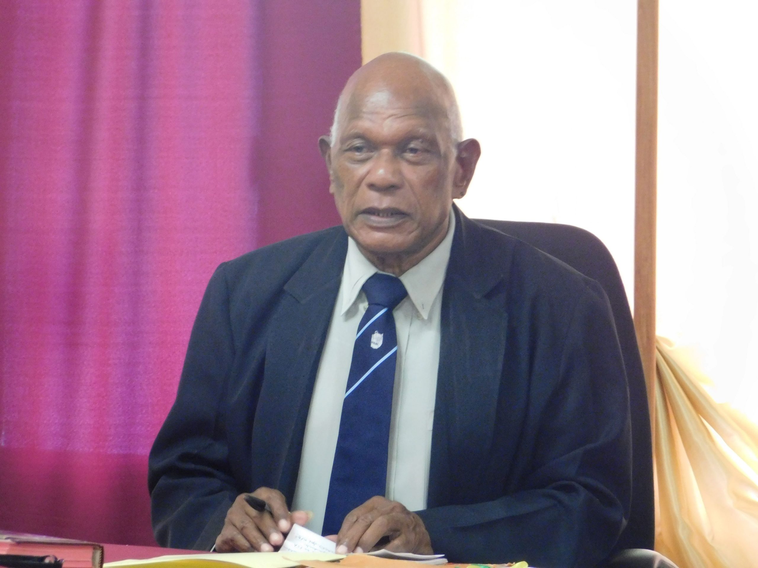 Re-elected Provincial Speaker Peter Aoraunisaka