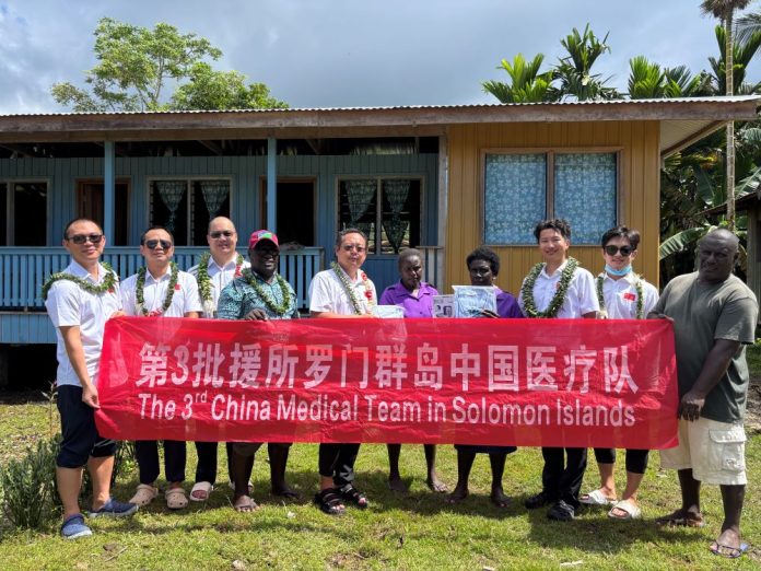 Members of the Choiseul province government, the CMT team and local nurses