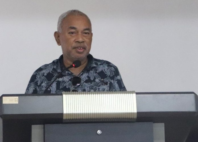 Dr Hugo Bugoro photo by SINU