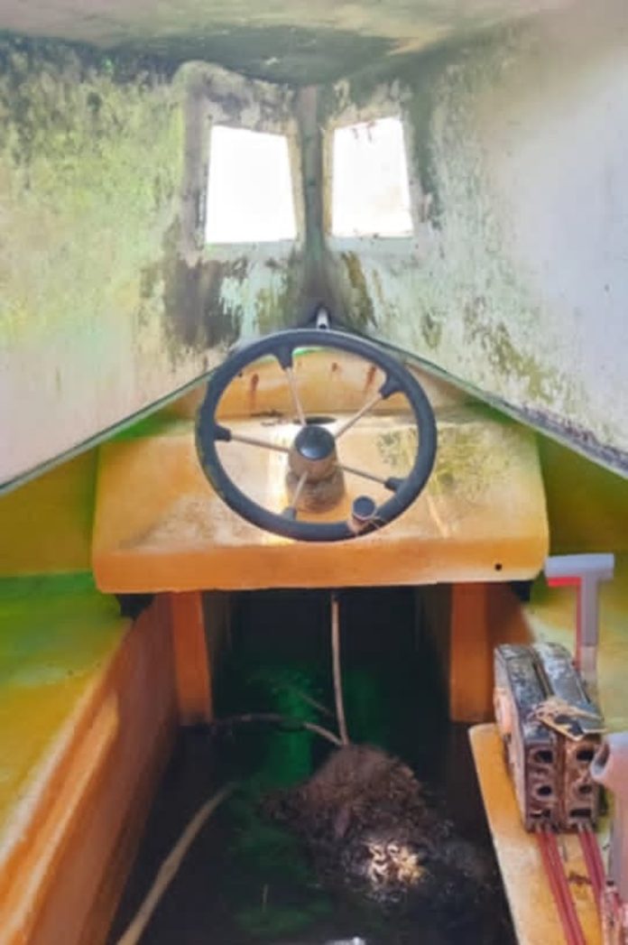 The boat wheel room