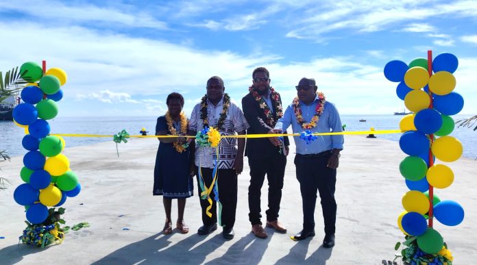(L-R) Late Captain Kulabule family rep, Ruth Liloqula, SIPA Board Chairman, Mr. Moses Virivolomo, Ricky Fuo’o, Minister of Infrastructure Development and SIPA CEO, George Rausi